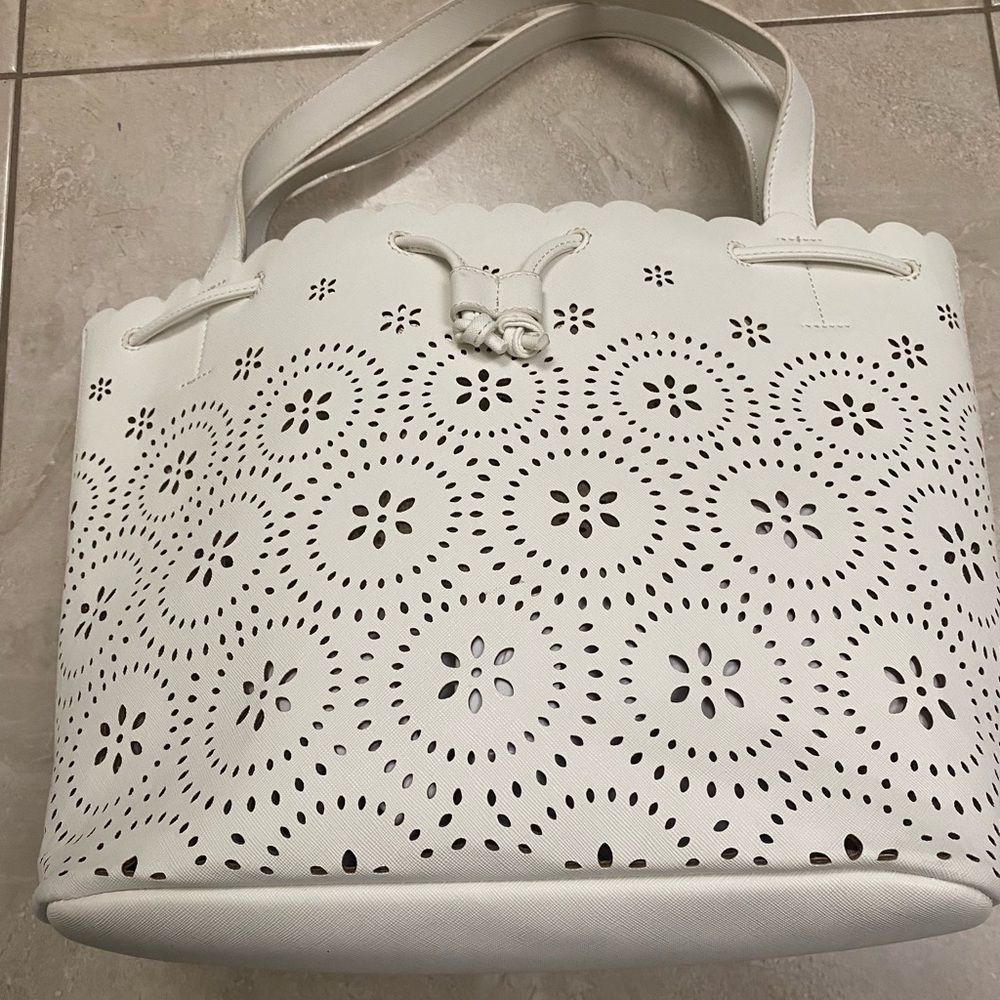 Elegant White Perforated Tote Bag - Picture 2 of 6